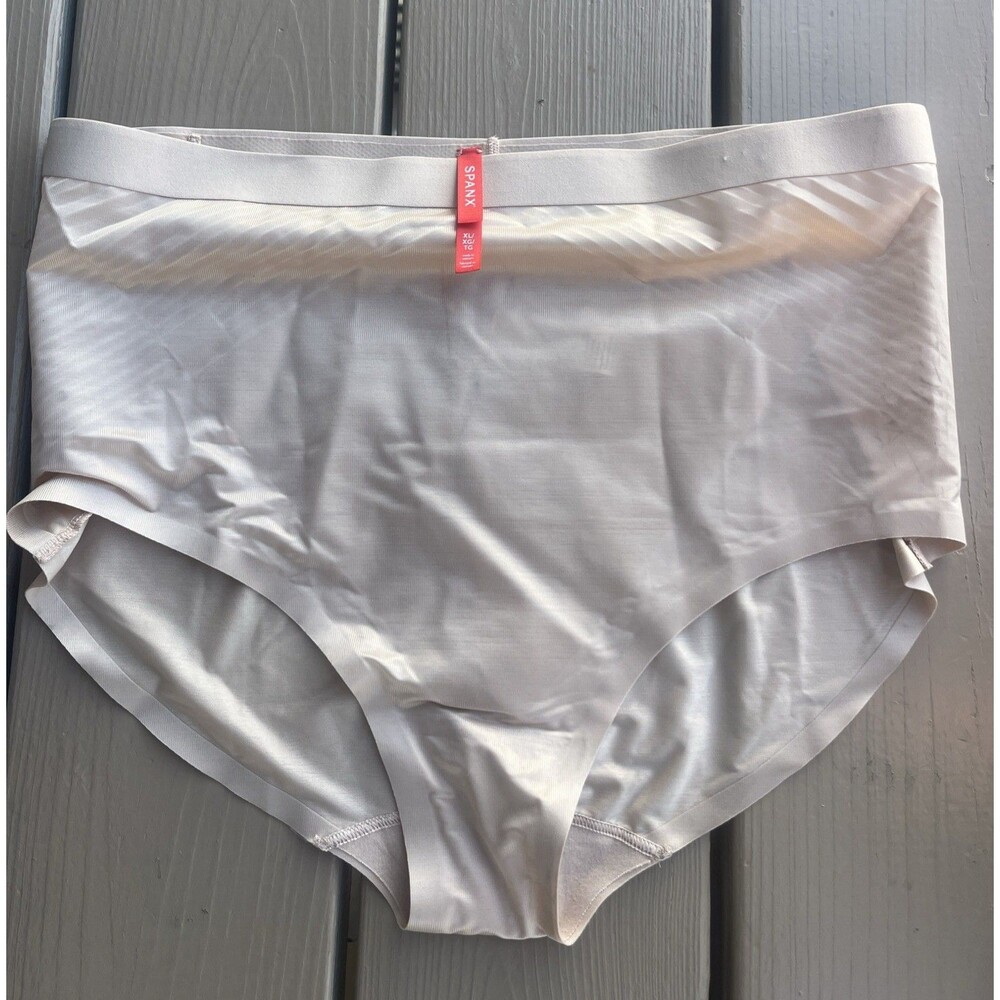 Spanx Thinstincts 2.0  Brief Shape  Panties Soft Nude Size XL